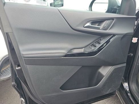 Used 2025 Chevrolet Equinox LT image 14