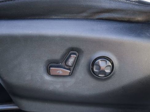 Used 2018 Chrysler Pacifica Touring Plus w/ Tire & Wheel Group image 40