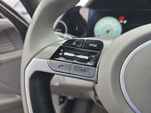 Certified 2023 Hyundai Elantra SEL w/ Convenience Package image 16