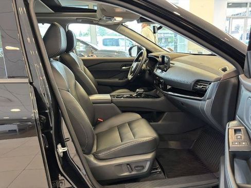 Certified 2023 Nissan Rogue SL w/ SL Premium Package AWD/4WD image 25