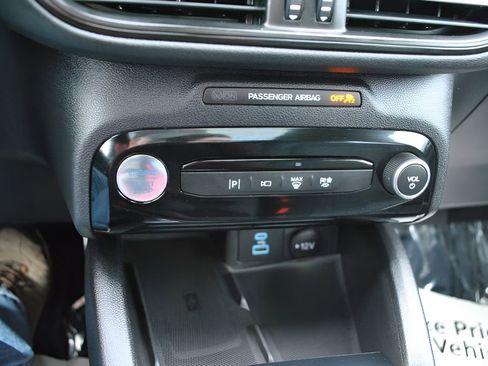 Used 2023 Ford Escape ST-Line Elite w/ Premium Technology Package AWD/4WD image 11