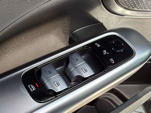 Certified 2026 Mercedes-Benz C 300 Sedan image 15