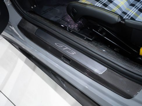 Used 2022 Porsche 911 GT3 RWD image 7