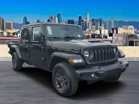 New 2026 Jeep Gladiator Sport image 3