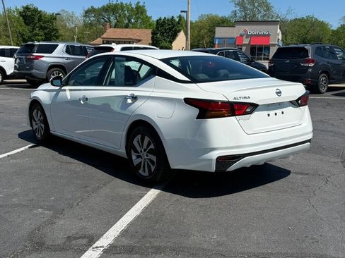 Used 2022 Nissan Altima 2.5 S FWD image 11