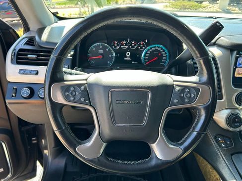 Used 2017 GMC Yukon Denali w/ Open Road Package AWD/4WD image 11