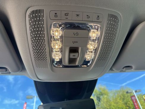 Used 2024 Mercedes-Benz GLE 580 4MATIC image 19