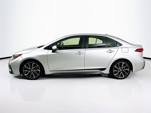Used 2022 Toyota Corolla SE image 21