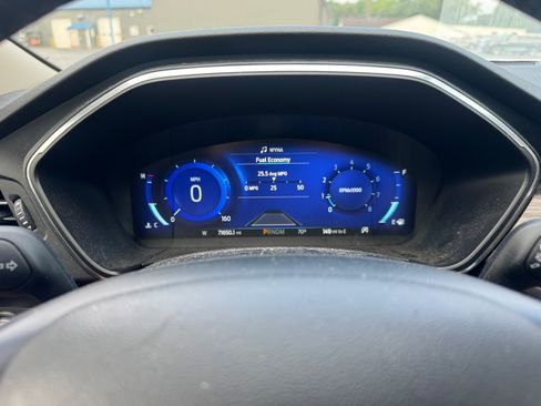 Used 2020 Ford Escape Titanium AWD/4WD image 11