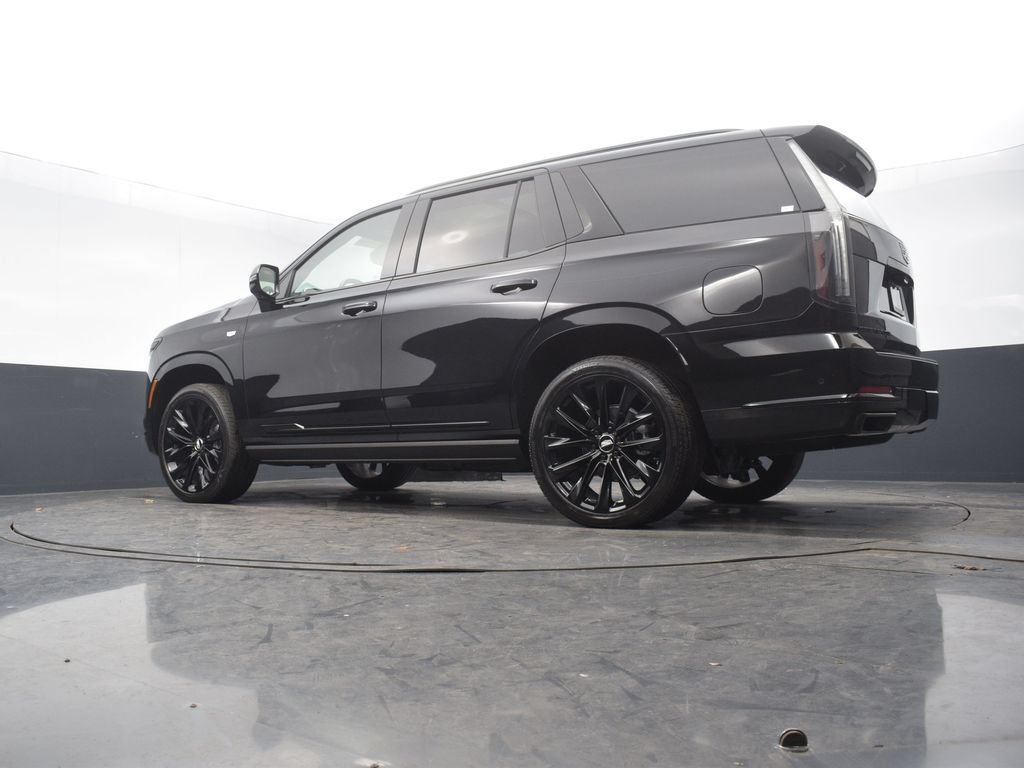Certified 2026 Cadillac Escalade Platinum Sport w/ LPO, ONYX Package AWD/4WD image 53