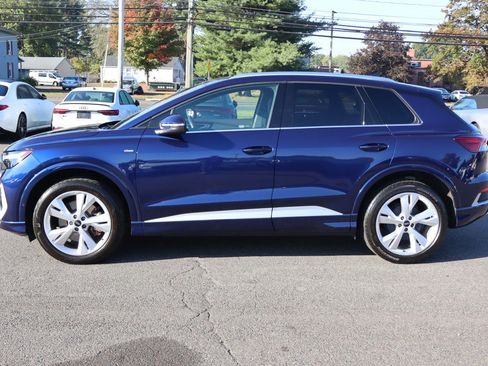 Used 2023 Audi Q4 e-tron Premium Plus w/ Premium Plus image 8