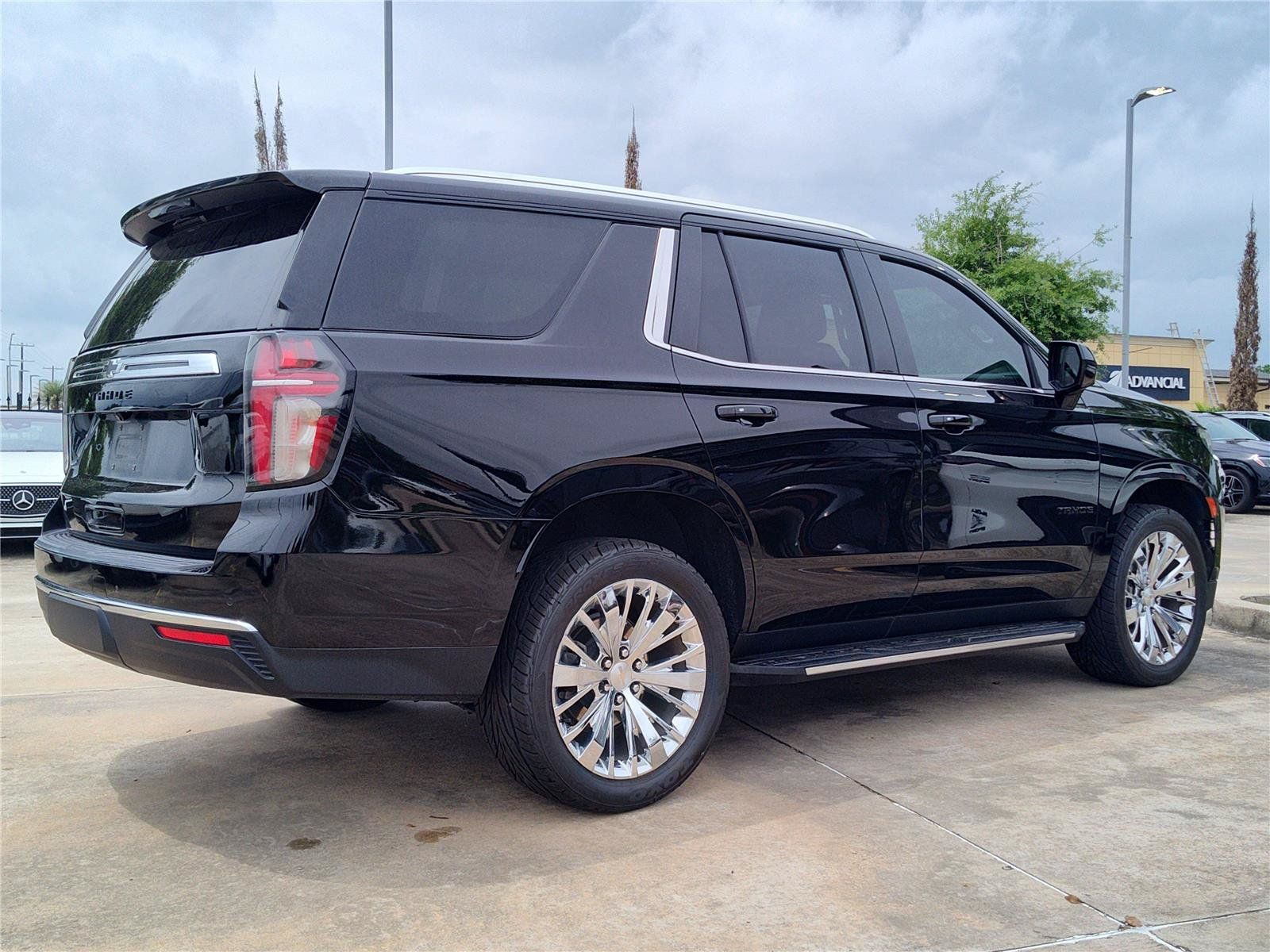 Used 2023 Chevrolet Tahoe LS w/ Driver Alert Package RWD image 7