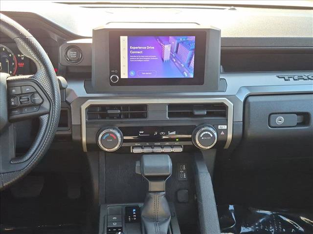 Certified 2025 Toyota Tacoma SR5 AWD/4WD image 15