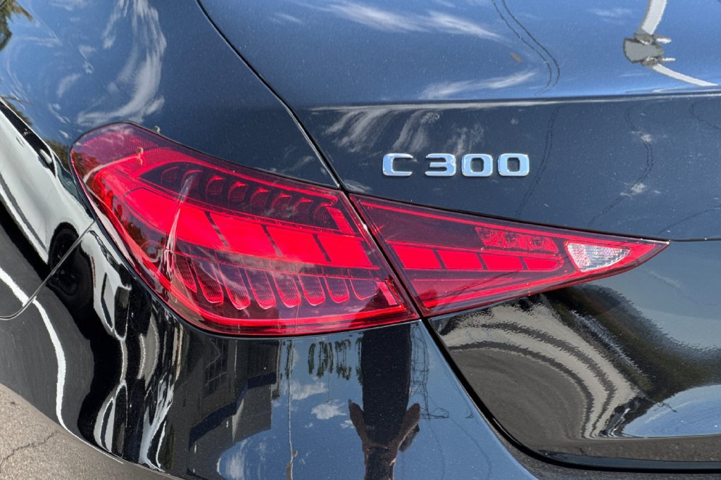 Used 2024 Mercedes-Benz C 300 Sedan image 33