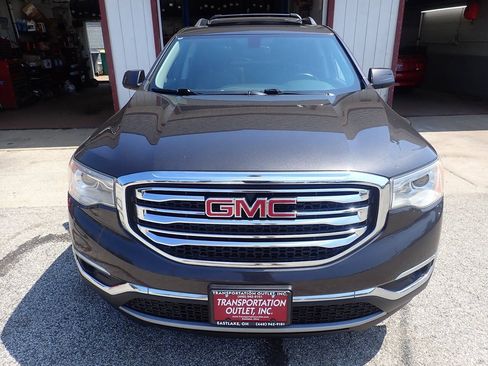Used 2017 GMC Acadia SLT AWD/4WD image 3