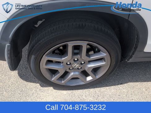 Used 2023 Honda Passport EX-L image 10