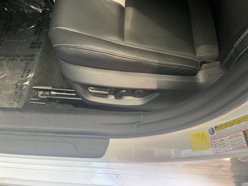 Used 2025 Toyota Camry SE FWD image 22