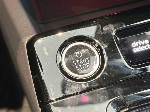 New 2025 Audi A6 e-tron Premium Plus image 35