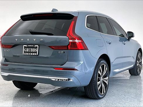 Certified 2023 Volvo XC60 B5 Plus AWD/4WD image 2