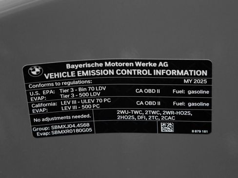 Certified 2025 BMW 760i xDrive w/ Executive Package image 41