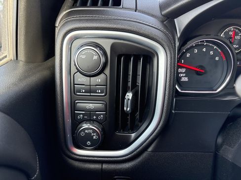 Used 2019 Chevrolet Silverado 1500 LT w/ All-Star Edition image 17