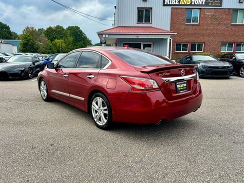 Used 2015 Nissan Altima 3.5 SL FWD image 7