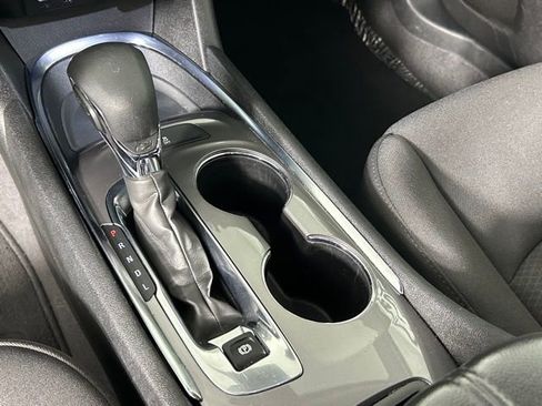 Used 2023 Chevrolet Malibu LT image 24