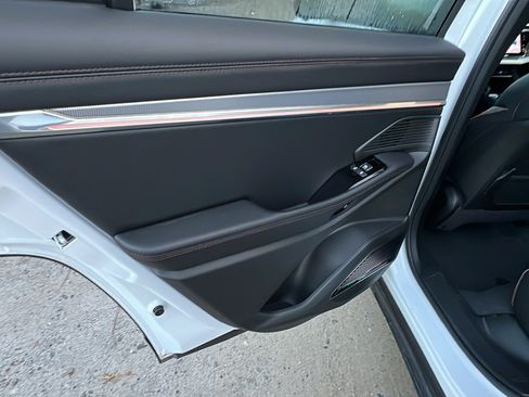 Used 2024 Jeep Wagoneer Launch Edition image 24