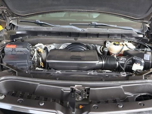 Used 2021 Chevrolet Suburban LT image 47