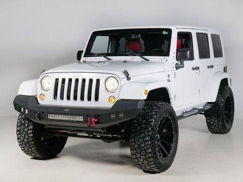 Used 2016 Jeep Wrangler Unlimited Sahara image 1