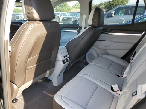 Used 2026 GMC Terrain Denali image 38