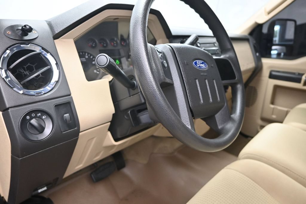 Used 2008 Ford F250 FX4 AWD/4WD image 12