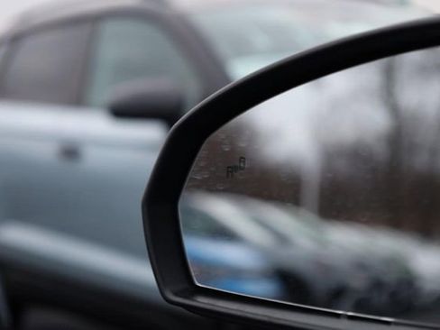 New 2026 Volkswagen Taos S image 19