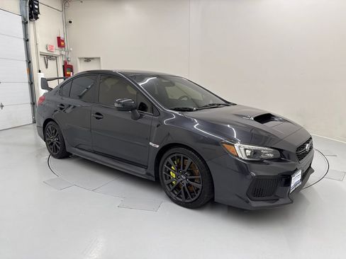 Used 2018 Subaru WRX STI AWD/4WD image 8