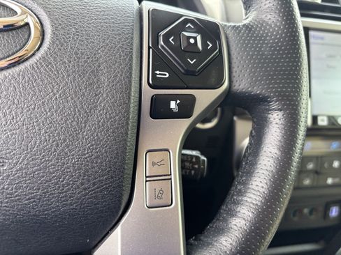 Used 2023 Toyota 4Runner Limited AWD/4WD image 20