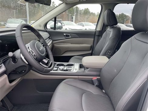 New 2026 Kia Carnival SX image 4