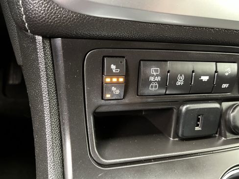 Used 2015 GMC Acadia SLE AWD/4WD image 21
