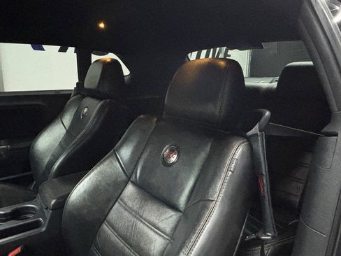 Used 2014 Dodge Challenger R/T RWD image 19