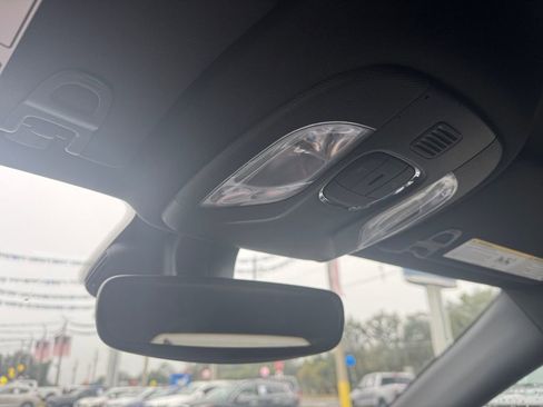 Used 2024 Jeep Compass Latitude image 35