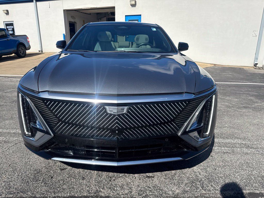 Used 2023 Cadillac Lyriq 2WD image 9