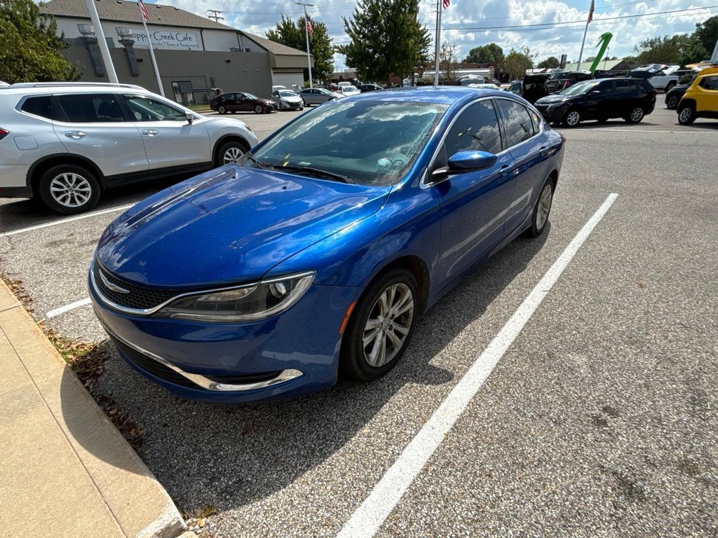 Used 2015 Chrysler 200 Limited w/ Convenience Group FWD image 2