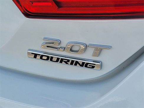 Used 2021 Honda Accord Touring image 9