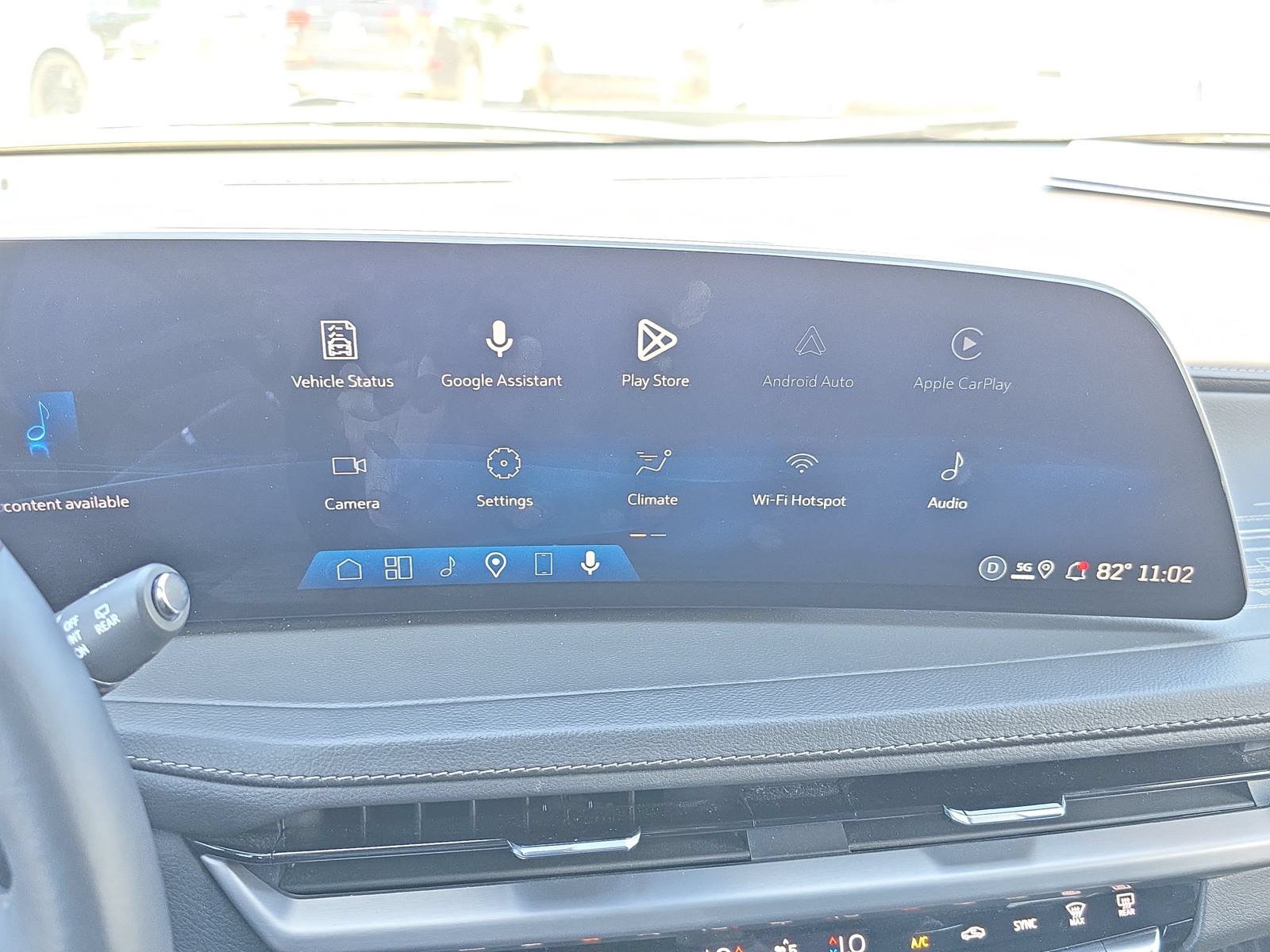 Used 2025 Cadillac XT4 Premium Luxury FWD image 19