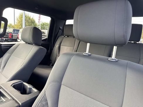 Used 2025 Toyota Tundra SR5 w/ SR5 Convenience Package AWD/4WD image 19