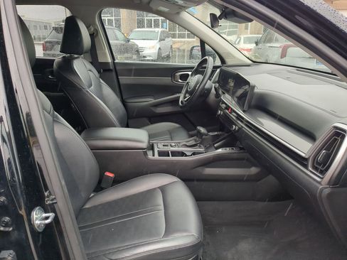 Certified 2024 Kia Sorento S image 28