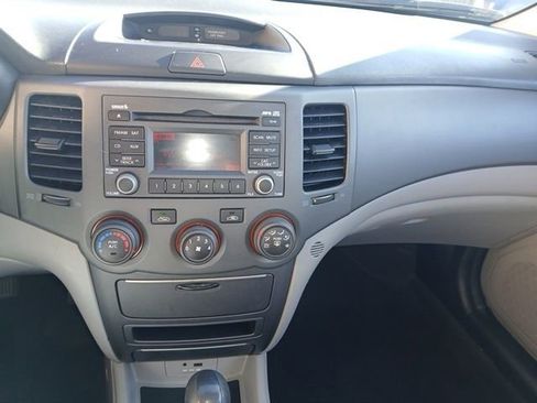 Used 2010 Kia Optima LX image 13