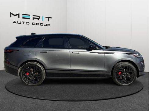 Used 2019 Land Rover Range Rover Velar R-Dynamic SE image 10