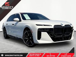 Used 2025 BMW 750e xDrive w/ Premium Package AWD/4WD video 1