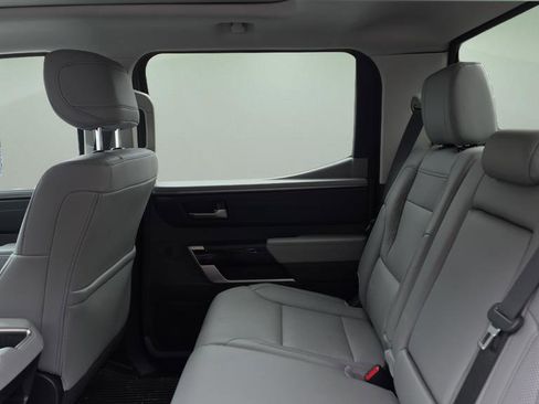 Used 2022 Toyota Tundra Limited image 16