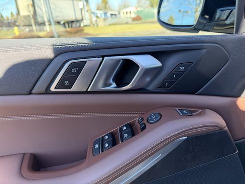 Used 2023 BMW X5 xDrive45e w/ Executive Package image 13